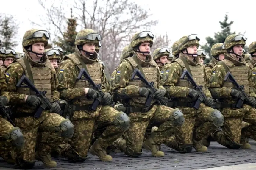 Война по стратегии Дуэ: новый страх Украины Война по стратегии Дуэ: новый страх Украины