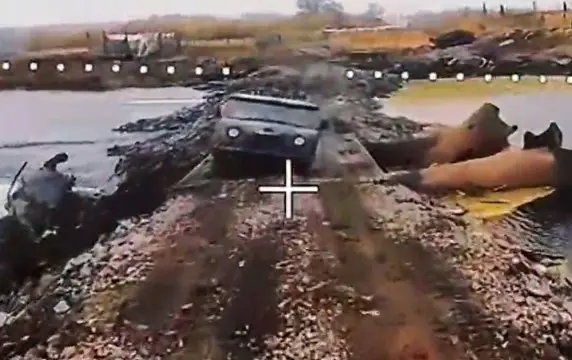 "Буханка" ВСУ создала затор, благодаря чему была уничтожена РСЗО RAK-12 "Буханка" ВСУ создала затор, благодаря чему была уничтожена РСЗО RAK-12