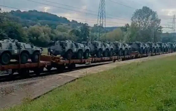 На Украину отправлены сотни гусеничных VCC-1, M548A1 и колесных БТР Puma На Украину отправлены сотни гусеничных VCC-1, M548A1 и колесных БТР Puma