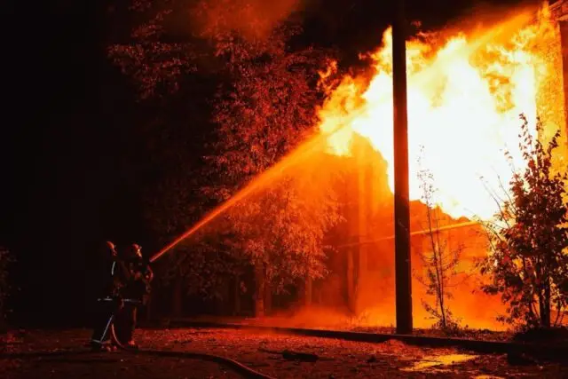 Пламя возмездия: российские военные уничтожили боевиков НАТО в тылу Украины