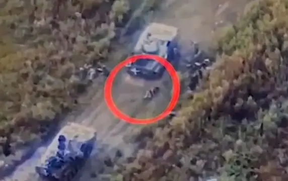 БМП ВСУ с водителем-паникером пошла на таран, задавила боевика и взорвалась