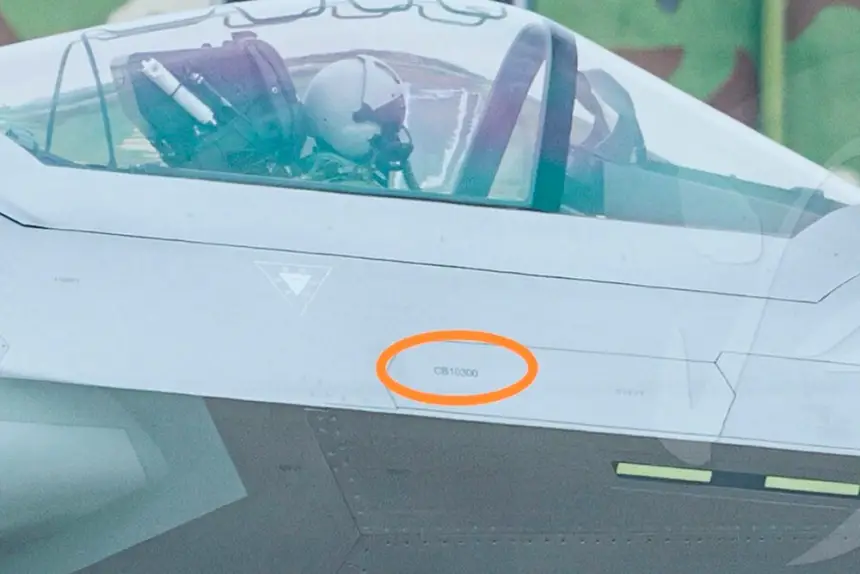 Китай выпустил более 300 самолетов J-20 пятого поколения