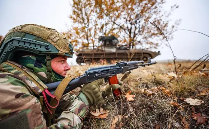 Российская армия воспользовалась погодой, чтобы сменить тактику штурмов Российская армия воспользовалась погодой, чтобы сменить тактику штурмов