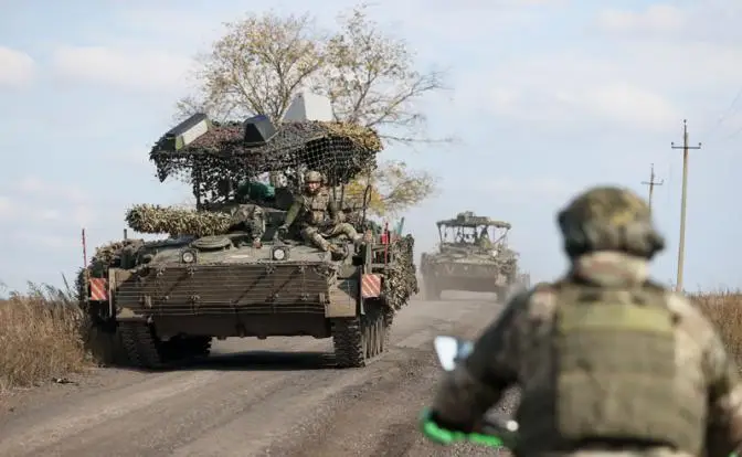 Три ФАБа-3000 по штабу Сырского: Главком лично возглавил оборону Покровска Три ФАБа-3000 по штабу Сырского: Главком лично возглавил оборону Покровска