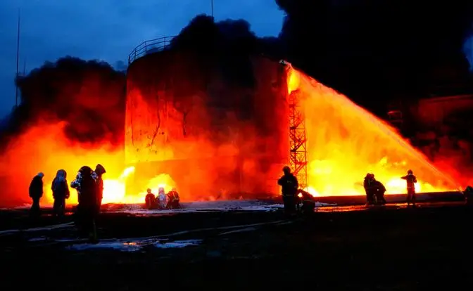 Свет на Левобережье — только от пожаров