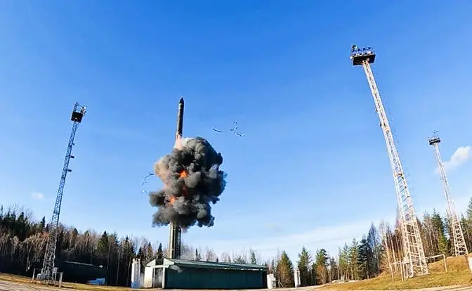 «Орешник» для Трампа: как Россия ответит на ядерные планы США