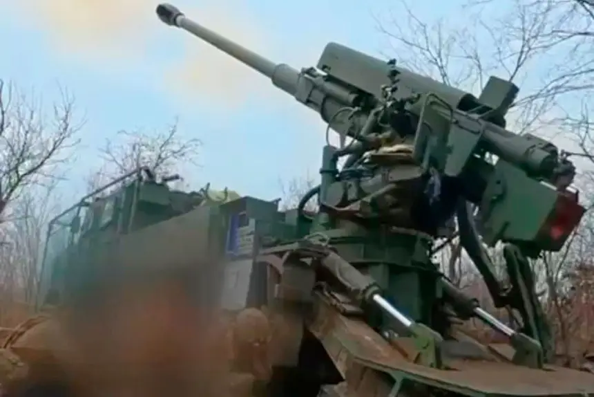 Новые трехосные САУ "Богдана" передали ССО ВСУ