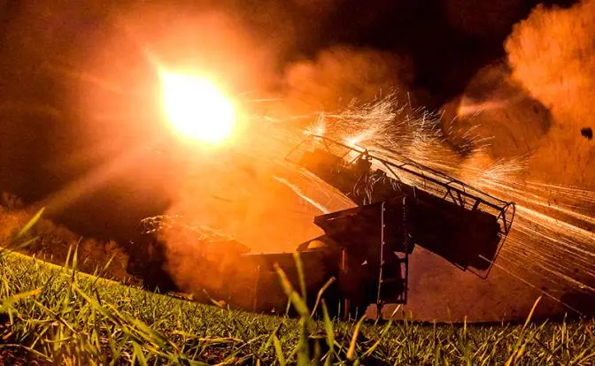 Наступ инвалидов: Сырский посылает воевать еле ходящих старцев