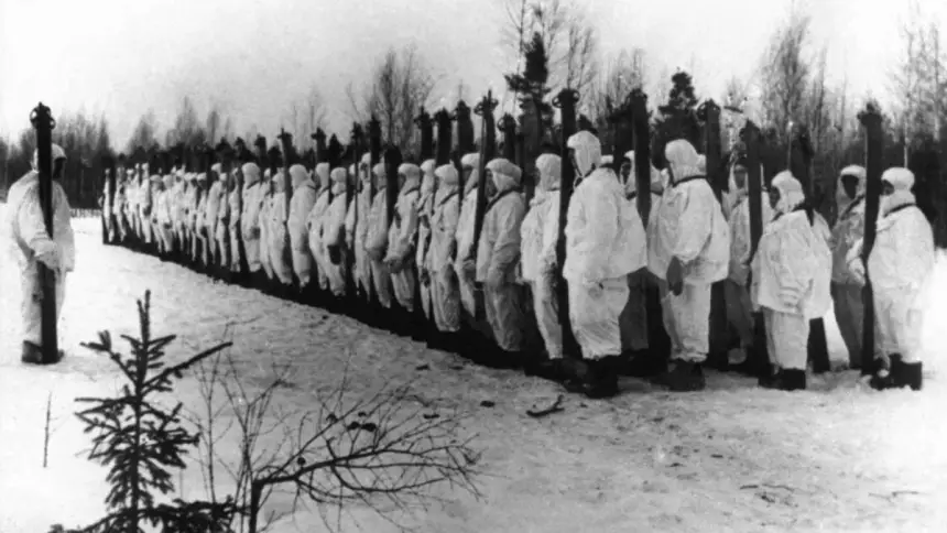 В конце ноября 1941 года началась десантная операция по прорыву блокады в Ш