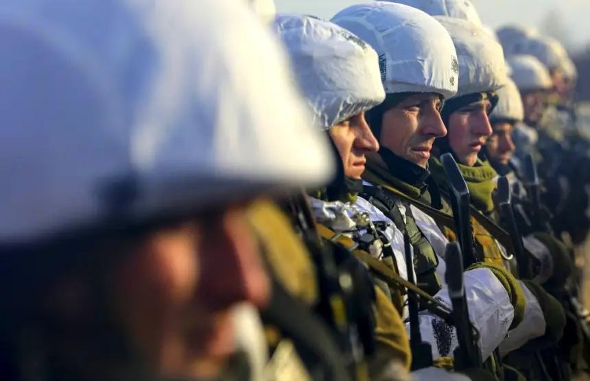 Армия России подбирает ключи к последней агломерации на Донбассе