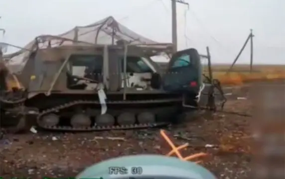 Редкий в ВСУ двухзвенный БТР BvS 10 Viking вспыхнул как костер