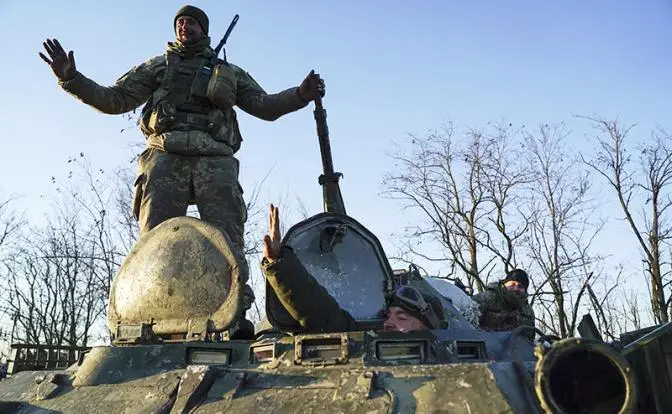 Трусливые украинские штурмовики к сдаче Красного Лимана готовы