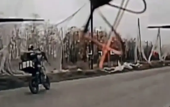 Атаковавший из засады российский дрон догнал боевика ВСУ на велосипеде