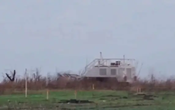 Новейшую 25-тонную машину разминирования "Белогор" впервые сняли на видео