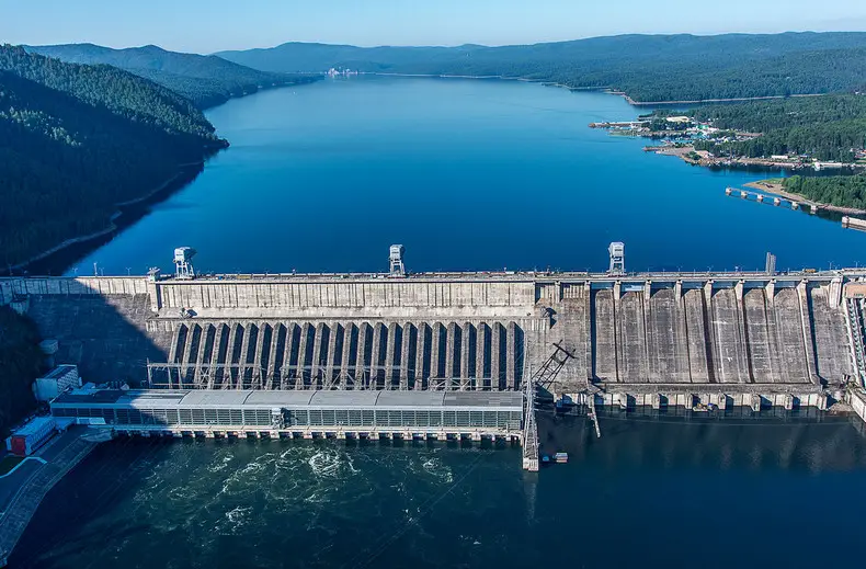 «Киев утонет за одну ночь»: украинцам пора готовиться к ударам по Киевской ГЭС