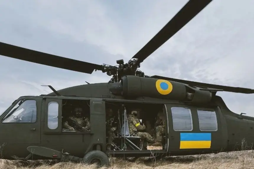 Для кого ГУР Украины отправило в Покровск вертолеты «Блэк Хоук»