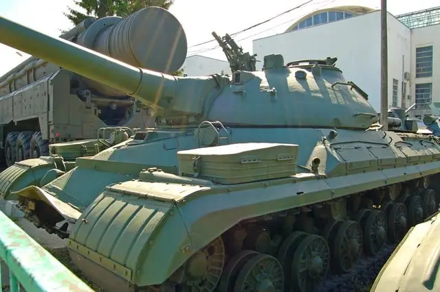 Танки Т-10М с 122-мм нарезными орудиями пригодились бы в ходе СВО