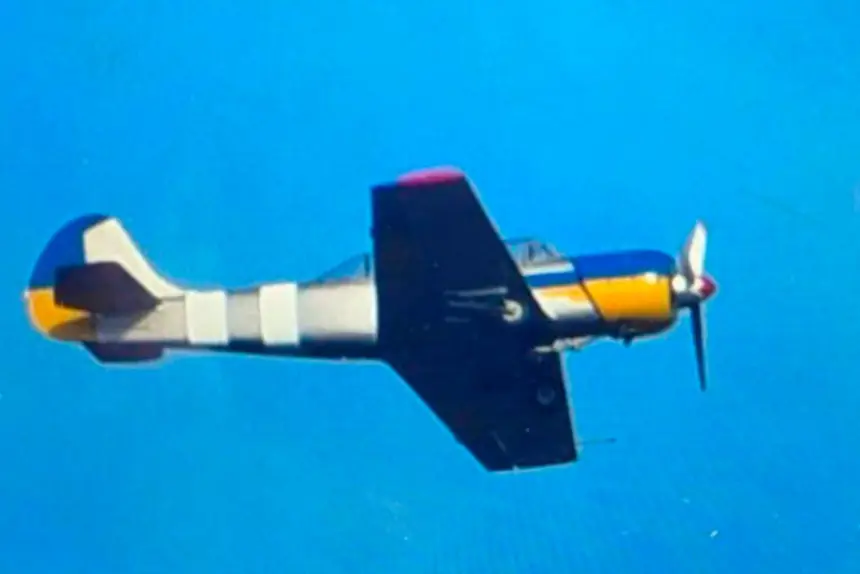 Украинские Як-52 стали похожи на разноцветных попугаев