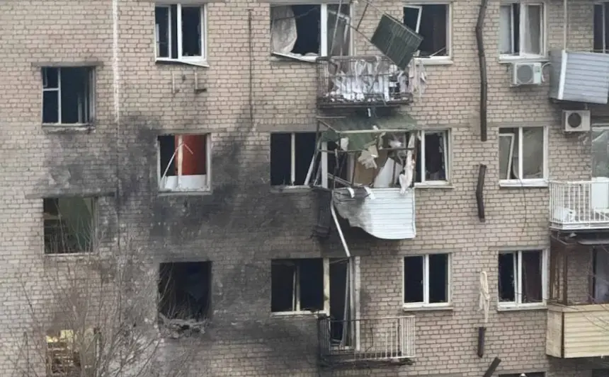 Киев погрузился во тьму, а Украина ударила по Волгограду и краснодарскому НПЗ