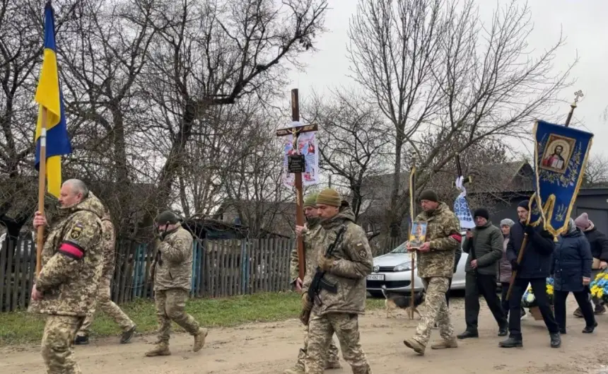 Зеленский погубил 700000 украинских военных