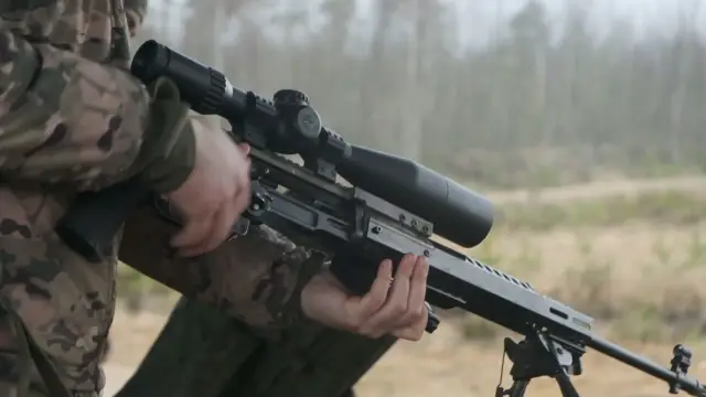 «Плётка» и винтовка Чукавина: учения снайперов ЛенВО попали в Сеть