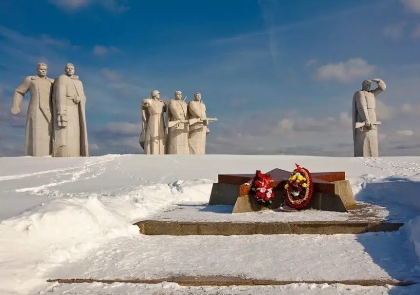По гитлеровскому плану на месте Москвы должно было плескаться огромное море