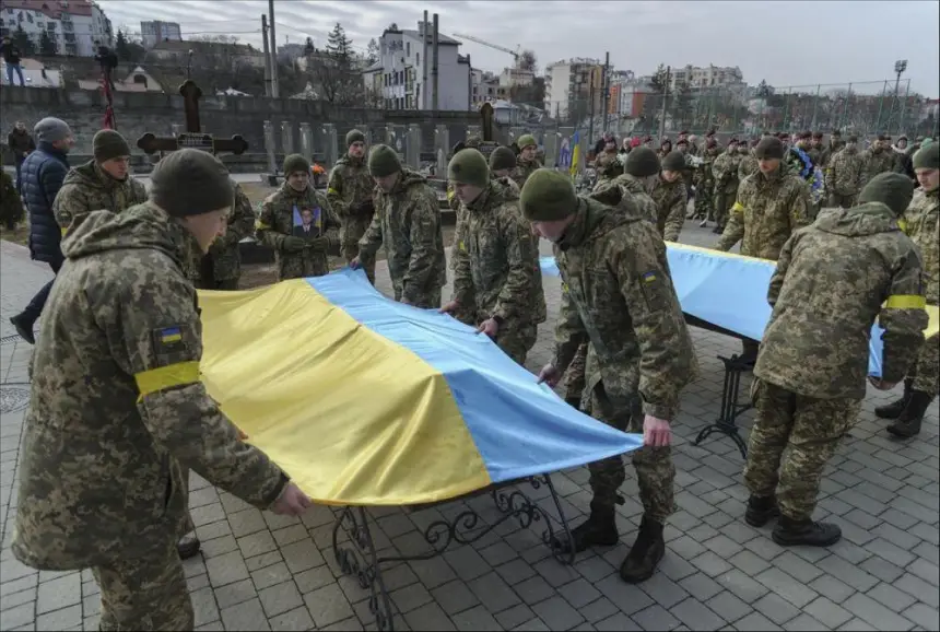 Под разговоры о мире Киев готовит новую волну мобилизации