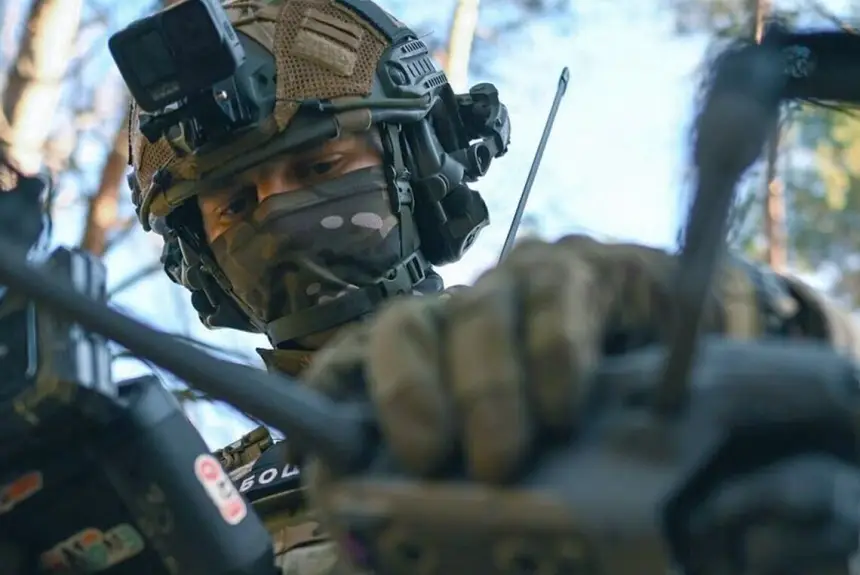 «Сварог» вышел на охоту: новейший гибридный дрон начали применять на СВО