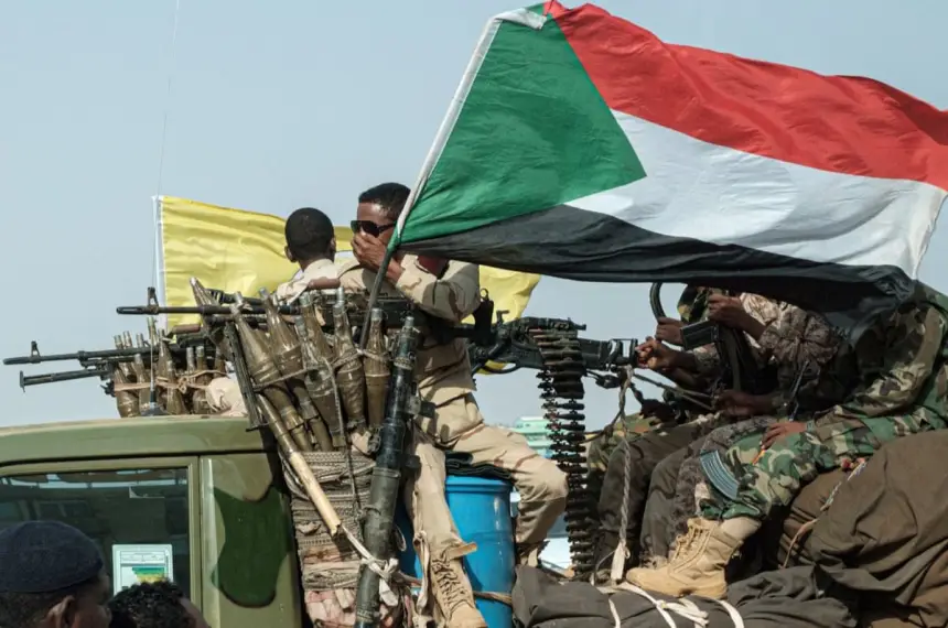 От ОАЭ и Турции до Сербии: кто и как наживается на поставках оружия в Судан