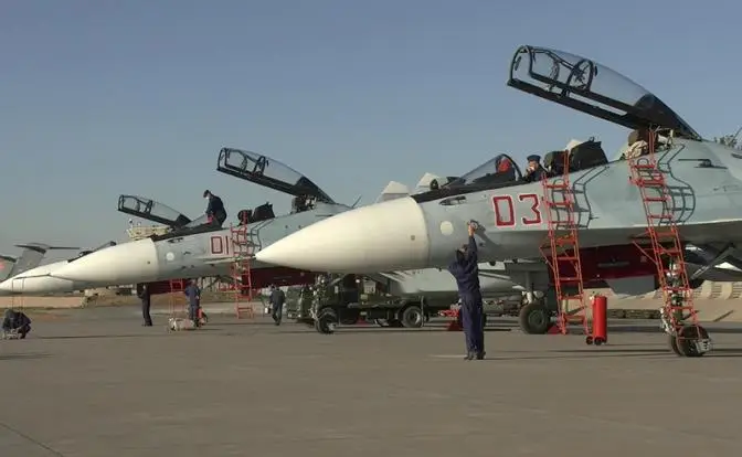 «Орешник» плюс Су-30СМ2: Лукашенко встречает Новый год в хорошем настроении