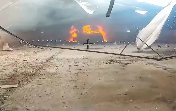 Шведскую БМП CV-90 превратили в пылающий костер