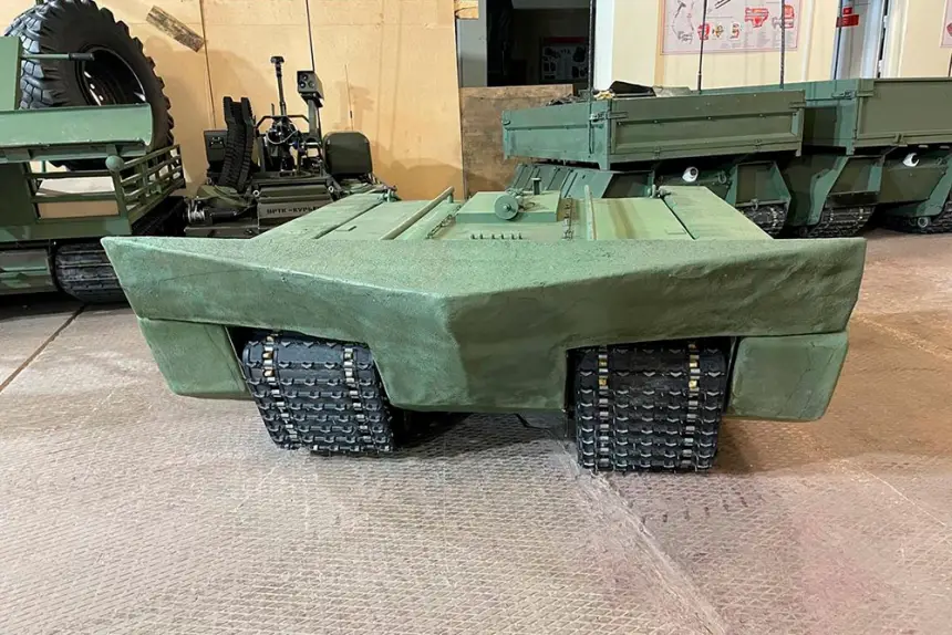 Плавающий робототехнический комплекс "Омич-Водомет" создали в России