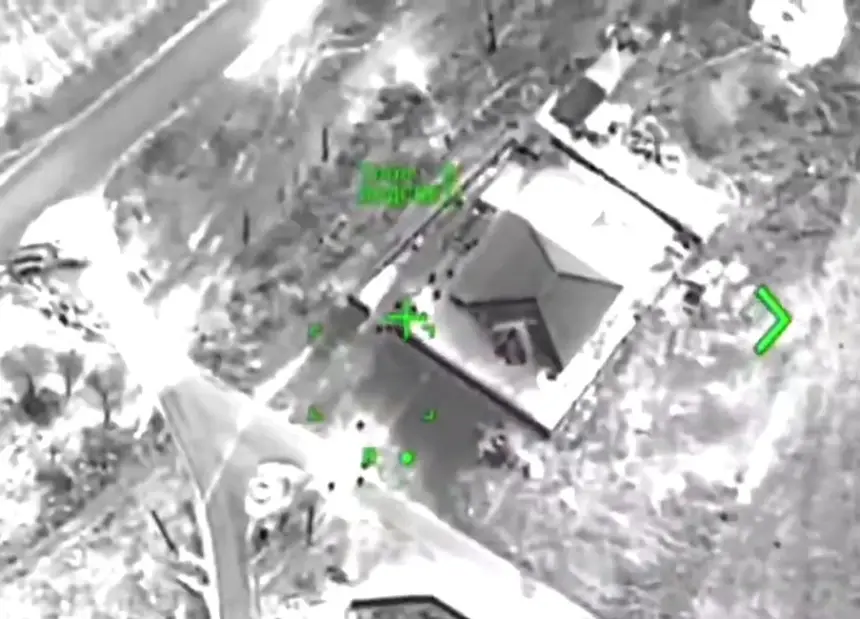 Точный удар лазерной бомбы КАБ-20Л "Форпоста РУ" уничтожил 13 вэсэушников