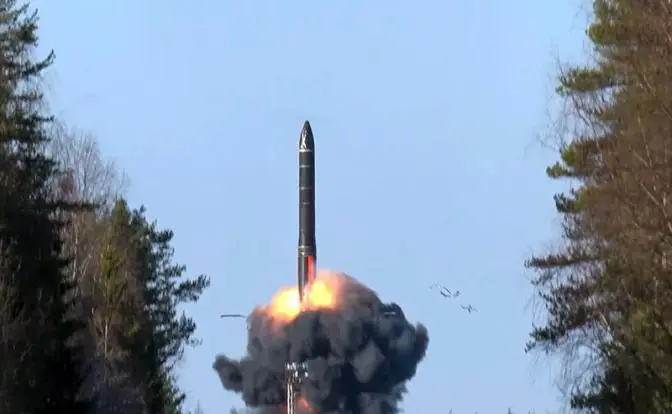 MW: Русские «Орешники» готовятся стаей вломиться в форточку Трампа