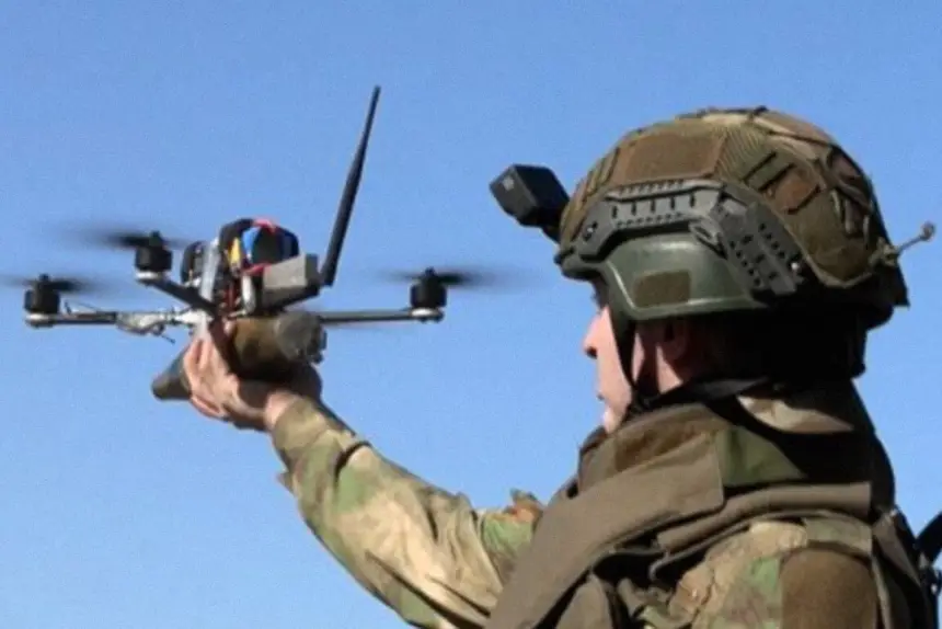 Вторая жизнь трофеев: в РФ представили передовой БПЛА «Снежинка»