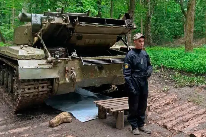 В ВСУ используют музейный экспонат - опытный танк Объект-476 "Кедр"