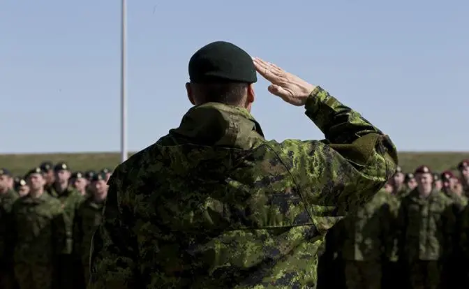 Канадских лесорубов – в партизаны: Оттава начала подготовку к войне с США