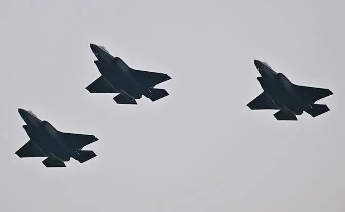 Трамп одним пальцем прикует F-35 своих союзничков в Европе к аэродромам