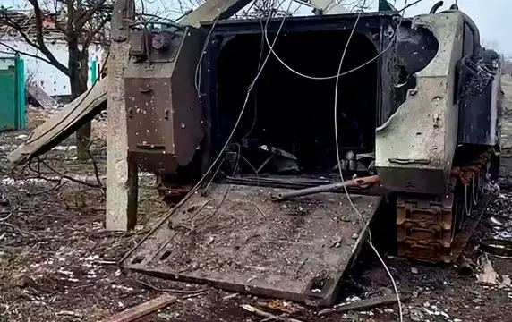 Появилось видео уничтожения двух американских M113 и боевиков ВСУ