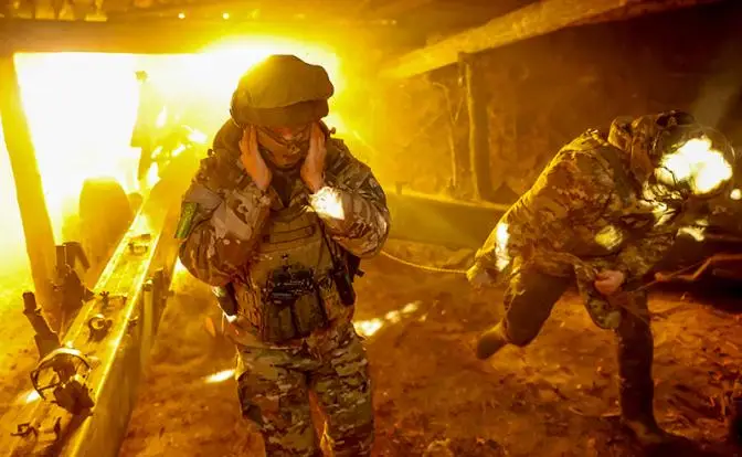 Сырскому придется сдавать Константиновку, чтобы зацепиться за Славянск