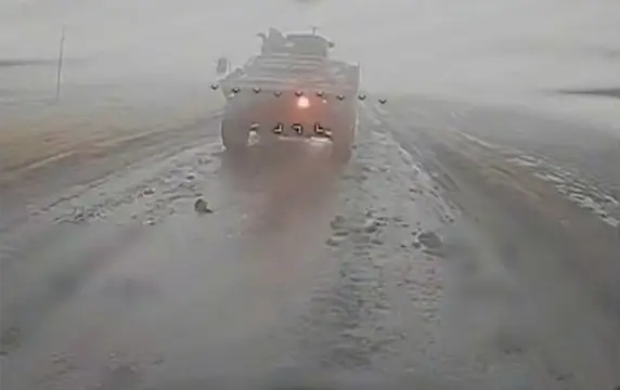 Дроны сожгли американский БТР M1117 и методично уничтожили экипаж