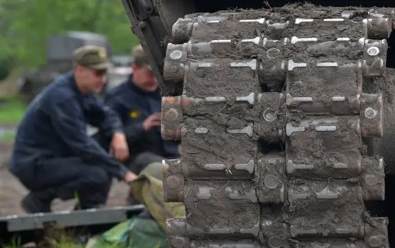 Т-55АМ с дополнительной защитой заметили в зоне СВО