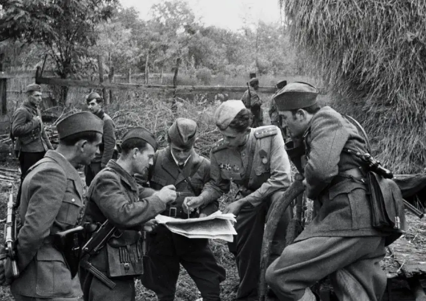 Великая Отечественная война: Надьканижско-Кёрмендская операция