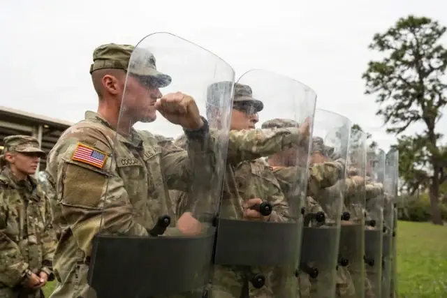 Битва за Ормуз: в США оценили шансы захвата иранских островов