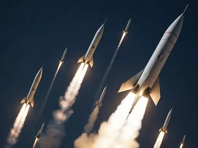 НАТО возбуждается: на Западе раскрыли, кто подкинет дров в войну с Ираном