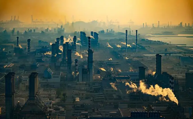 Бешеный десант Трампа на остров Харк: Иран пообещал сжечь всю нефть шейхов