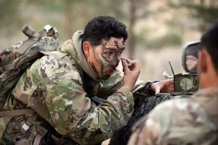 Армия бандитов: наёмники ВСУ вместо штурма вышли на грабёж