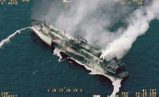 Почти синхронная гибель иранского фрегата и нашего газовоза неслучайна