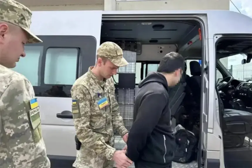 CNN: США депортируют украинцев прямо в лапы ТЦК