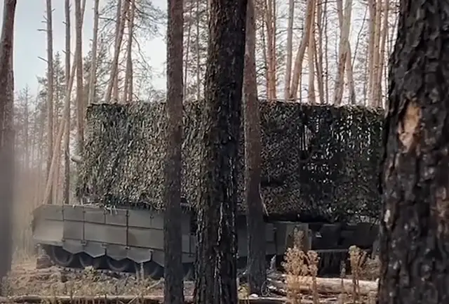 Танк Т-90М "Прорыв" уничтожил 125-мм снарядами позиции ВСУ